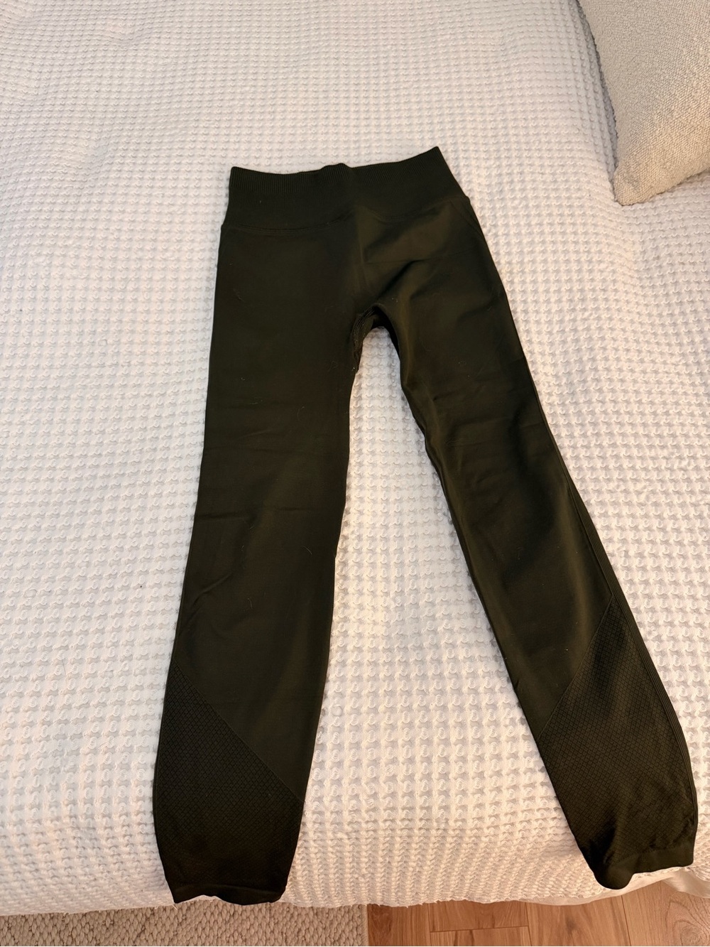 lululemon athletica olive green Leggings